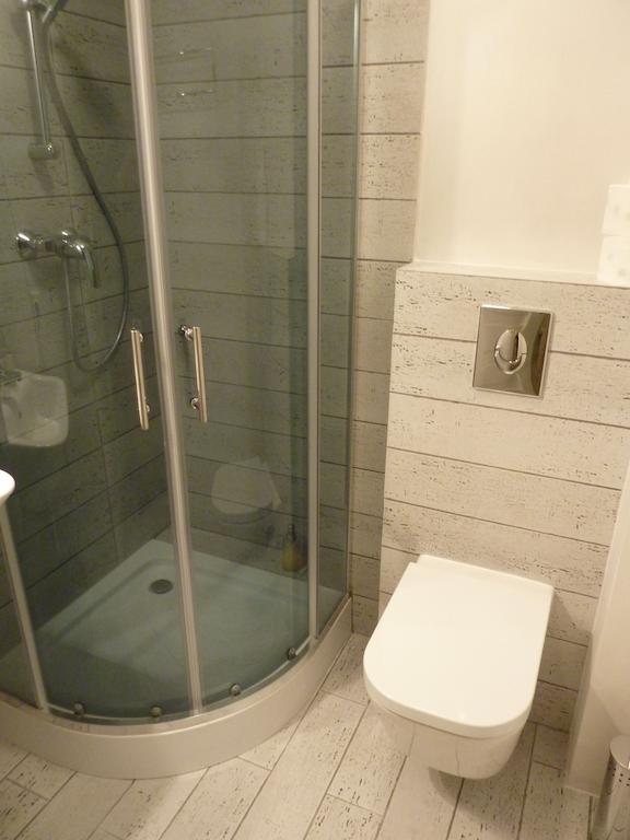 Koro De Varsovio - Apartament Ciasna 10 Dış mekan fotoğraf