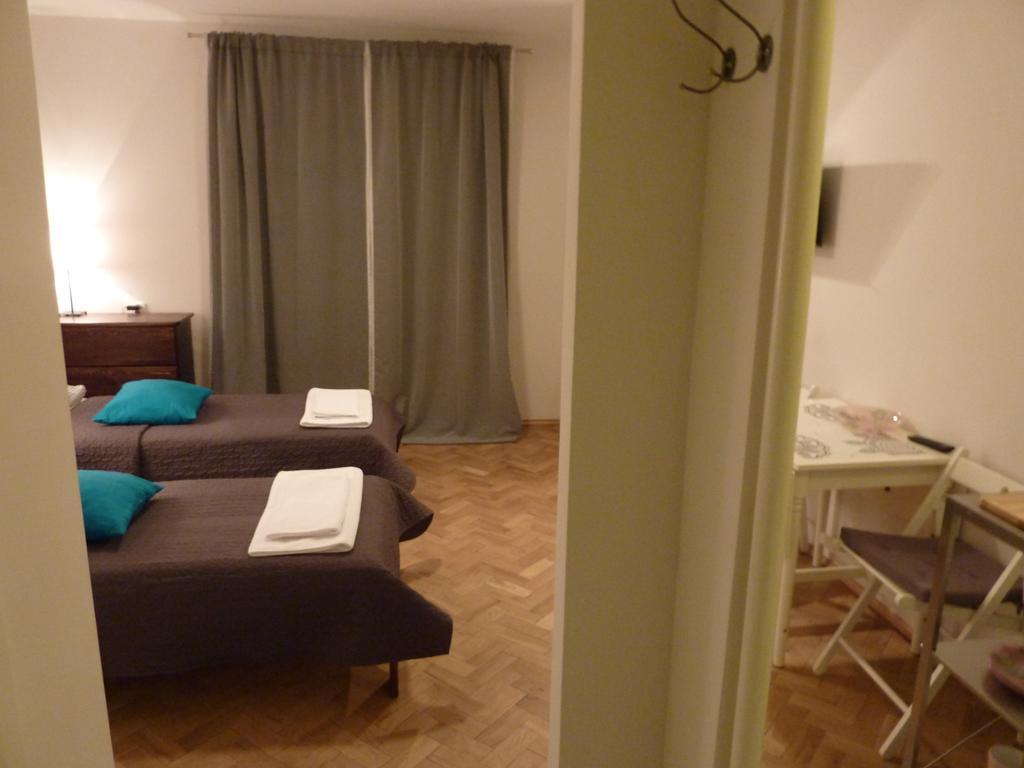 Koro De Varsovio - Apartament Ciasna 10 Dış mekan fotoğraf